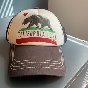 Billabong - California Love hat. Women’s OS. Lightly worn.